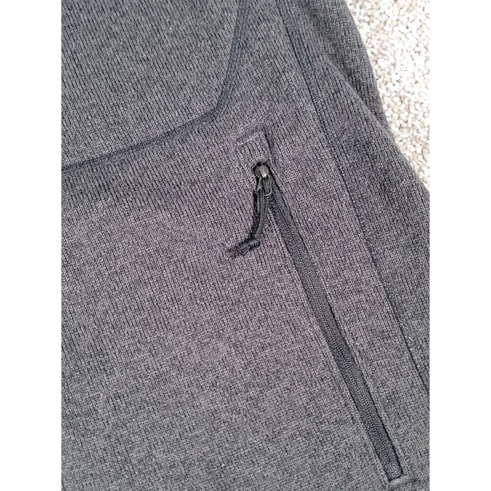 The North Face Gordon Lyons Fleece Sweater Vest Medium Gray Mens Casual Fit Mock